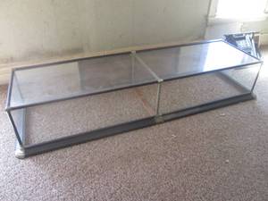 (DL) Larger Vintage Wood Frame Cou...