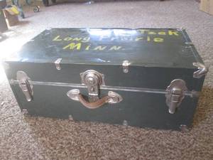 (DL) Metal Exterior Trunk 30 x 16...