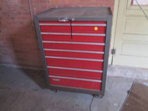 (P) Craftsman 9-Drawer Roller Cabin...