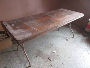 (UR3) 6 Ft Folding Table...