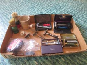 (DL) Assorted Vintage Razors...