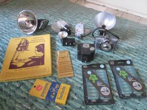(DL) 2 Vintage Cameras and Assorte...