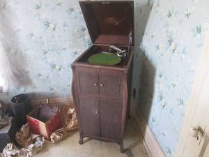 (UR5) Vintage Victrola Victor Talki...