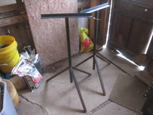 (P) Pair of Handmade Ajustable Stan...