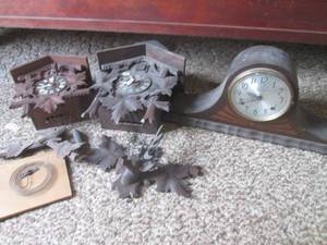 (DL) 2 Vintage Cuckoo Clocks Needi...