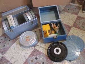 (UR1) Assorted Vintage Reels in 2 C...