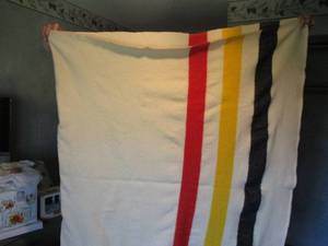 lot 200 image: Faribou Wool Blanket appr size 4.5 ...