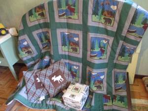 lot 204 image: Full Size Comforter with Flannel Sh...