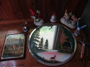lot 211 image: Household Dcor 8 items...