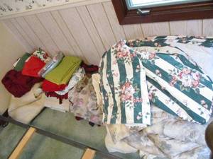 lot 246 image: Big Lot with Blankets and Quilts...
