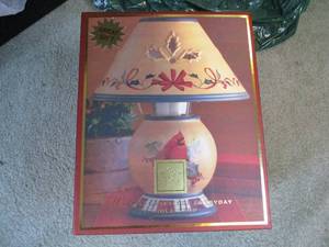lot 253 image: Candle Lamp...