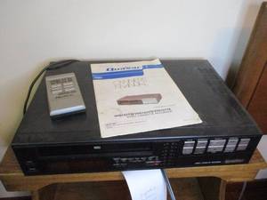 lot 299 image: Quasar VHS...