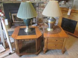 lot 36 image: 2 End Tables with 2 Table Lamps - B...