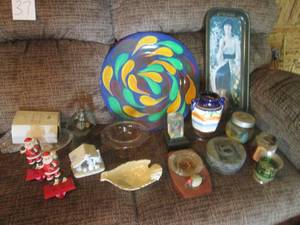 lot 47 image: Assorted Decor Etc - Including Cast...