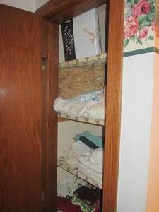 lot 67 image: Contents of Entire Linen Closet