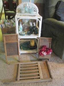 lot 74 image: Small White Wicker Shelf