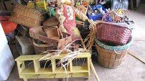 lot 810 image: Massive lot of wicker baskets TAKE WHAT YOU WANT