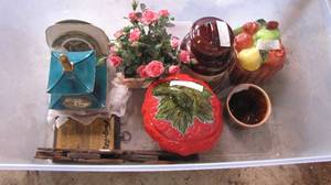 lot 819 image: Tote full of vintage pottery plus