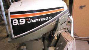 lot 823 image: 9.9 Johnson Outboard Motor Seahorse...