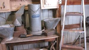lot 829 image: Chicken Feeders and Coal Haulers