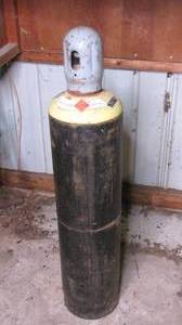 lot 6 image: Acetylene Tank