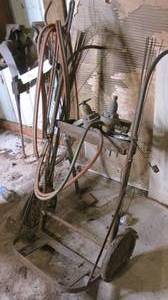 lot 7 image: Cart for Torch Tanks and Pressure Gauge