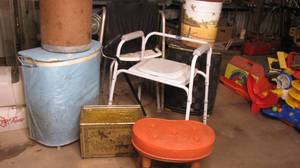 lot 12 image: Mixed Lot of Vintage Items