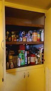 lot 402 image: Huge Assortment of household cleani...