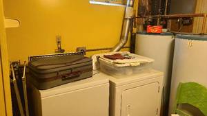 lot 404 image: Content of laundry room to Include...