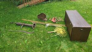 lot 459 image: Old Well Pump Plus