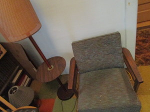 lot 5 image: MCM Platform Rocker, Floor Lamp