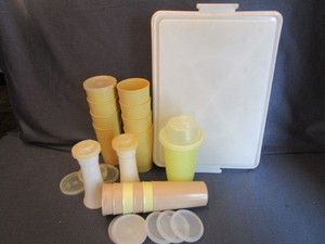 lot 23 image: Tupperware