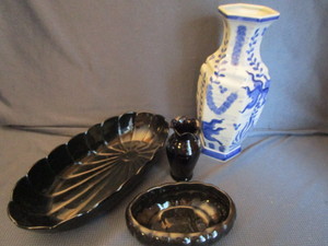 lot 29 image: Oriental & Blk Amethyst Vases, Pottery