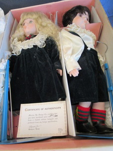 lot 47 image: Marian Yu Dolls, Limited Edition