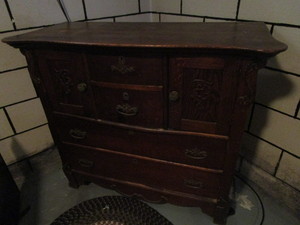 lot 9 image: Antique Dresser  Buffet