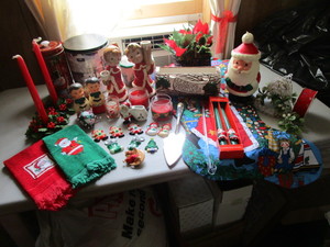lot 74 image: Christmas Candles, Towels, Vintage