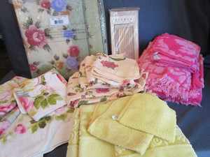 lot 77 image: Towels, Shower Curtain