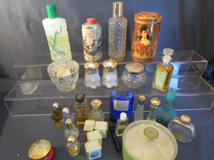 lot 89 image: Perfume Bottles wEvening in Paris