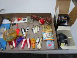lot 112 image: Fishing Lures, Reel, Stringer