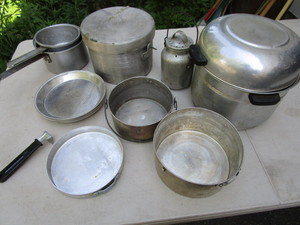 lot 128 image: Aluminum Camping Cookware