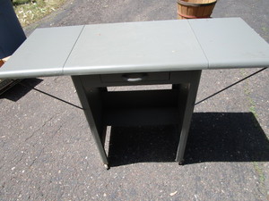 lot 153 image: Vintage Typing Table