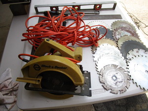 lot 162 image: B&D Circular Saw, Blades, Square, Level