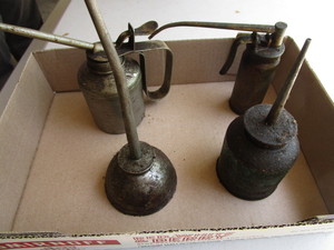 lot 179 image: Oil Cans