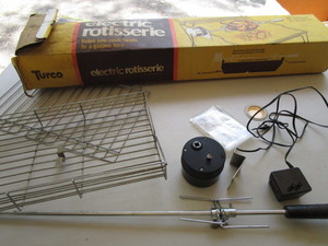 lot 184 image: Rotisserie, Grill Basket