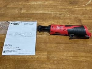 lot 7 image: Milwaukee M12 14 Ratchet