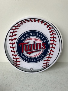 lot 24 image: Minnesota Twins Placemats