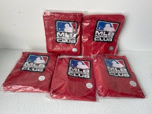 lot 25 image: MLB Rain Ponchos