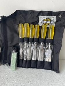 lot 29 image: Toughtest Chisel Set NEW