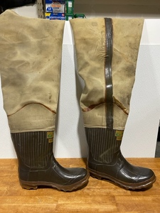 lot 56 image: Hip Waders