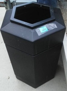 lot 34 image: Waste Receptacle.